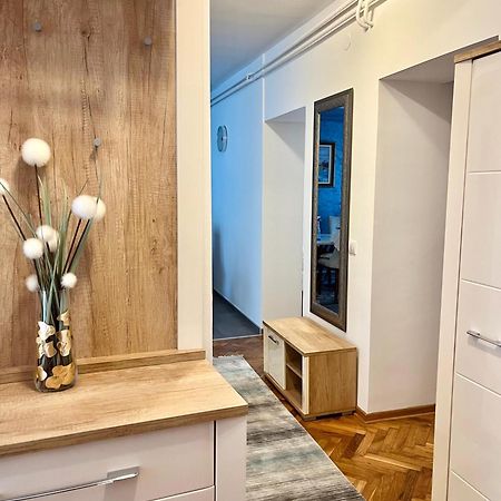 Lumo Apartment Nis Bagian luar foto